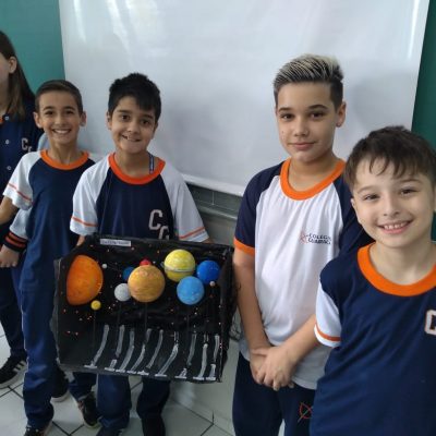 Alunos do 6º ano do Colégio Guairacá criam modelos de sistema solar