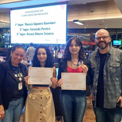 Alunas do Colégio Guairacá são destaque no Concurso de Redação do Rotary Club