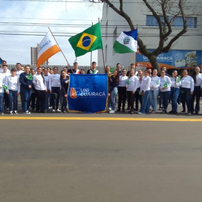 Civismo: Colégio Guairacá participa do desfile cívico de 7 de setembro