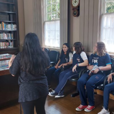 Alunos do Colégio Guairacá visitam Instituto Histórico e Geográfico de Guarapuava