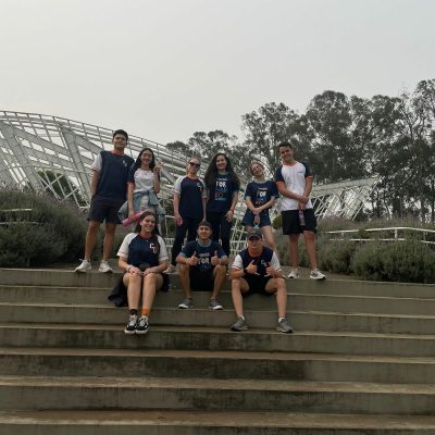 Alunos do 3º ano do Colégio Guairacá realizam saída de campo no Parque das Araucárias