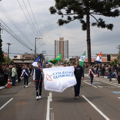 Colégio Guairacá e UniGuairacá participam de Desfile Cívico do Dia da Independência do Brasil