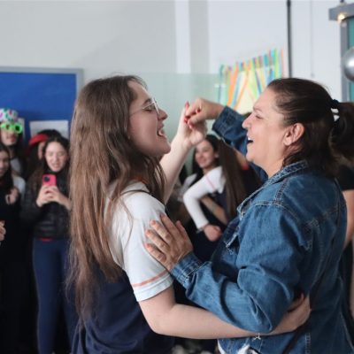 Conexões: Colégio Guairacá realiza momento de interação entre avós e alunos
