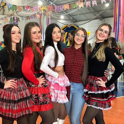Colégio Guairacá celebra mais uma Festa Junina com integração e boas amizades