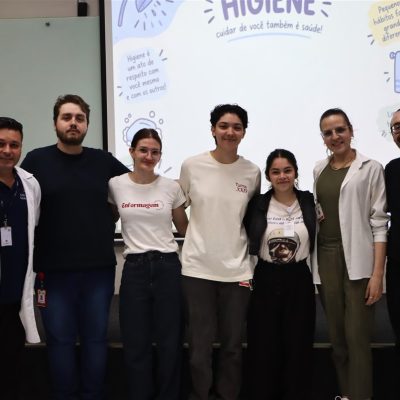 Palestra orienta alunos do Colégio Guairacá sobre higiene e cuidados com a saúde